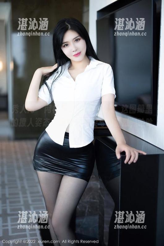 秀人网 - 网袜与sophie余冰：这图册里的撩人姿态，宛如轻描淡写的诱惑，哈哈！