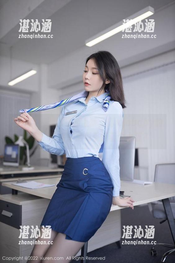 秀人网 - 图库最新上新，周jojobaby的婚纱，着装背后似乎藏着个小猫？