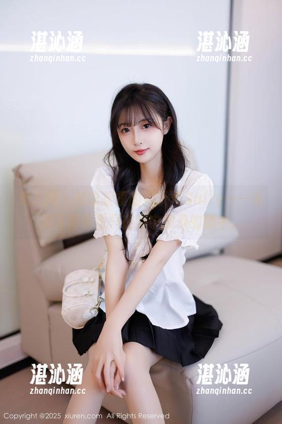 秀人网 - 难以捉摸的周于希Sally——私房写真像是只在梦中放养的奶牛。