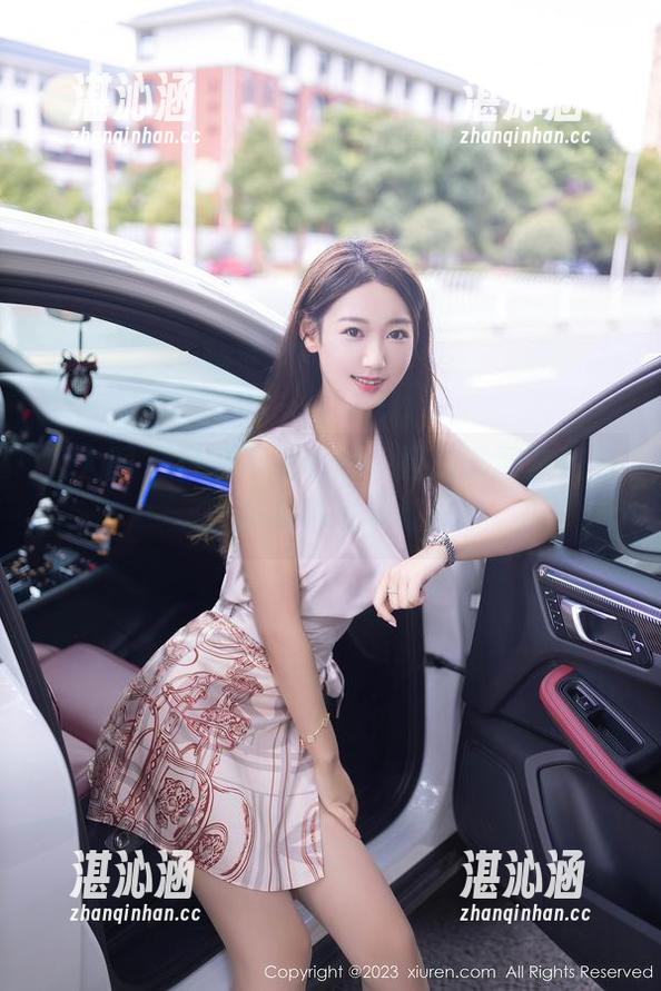 秀人网 - 日常不打样——夏旖诺图集资源，别说你没见过！