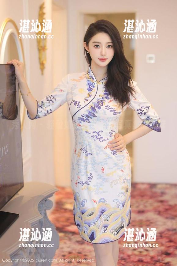 秀人网-安然儿 秀人网 - 轻盈如袜,安然儿写真集的别样诱惑