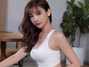 秀人网 – 油亮独特资源，谁说不能多看几遍小泡芙winna！