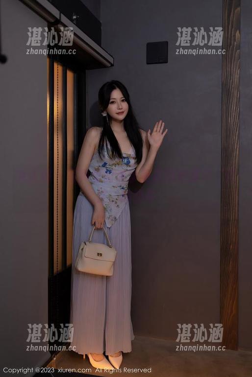 秀人网 - 写真里的清水美嘉和她那只‘任性’的奶牛