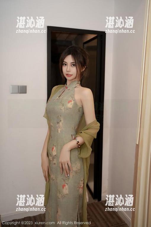 秀人网 - 快来欣赏！麦田的油亮图集，谁还敢说油腻不醒目？