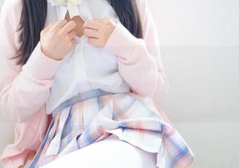 稚乖画册 – 赤西夜夜的私房乱入：晴空-03，80D白丝引发的疯狂联想！