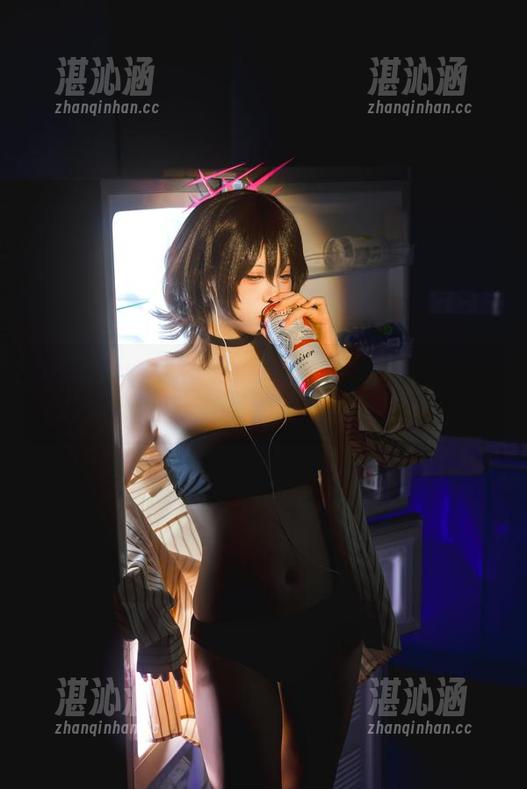 纸悦Etsu_ko的皮衣原图，让我想到了那个混杂了几种味道的下午茶