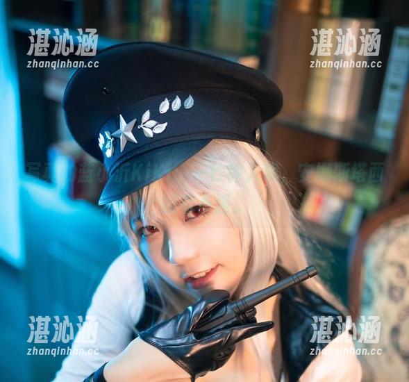 写真的蓝小沂KiKi：一秒钟入戏，安娜斯塔西娅有点强。