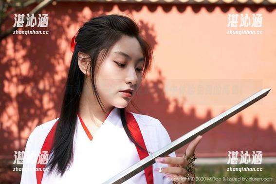 蜜桃社-真希 蜜桃社 - 真希女王,让你在免费图片中体验免费的高贵!