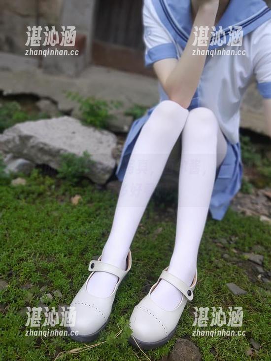 免费的“白丝jk”写真，西尔酱，你这到底有多好看啊！