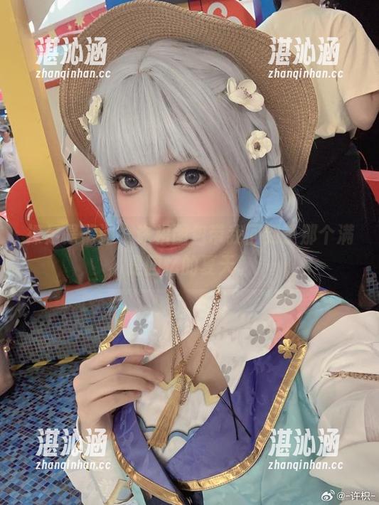 裸足是情调，许枳图包带我回到了那个满是回忆的夏天。