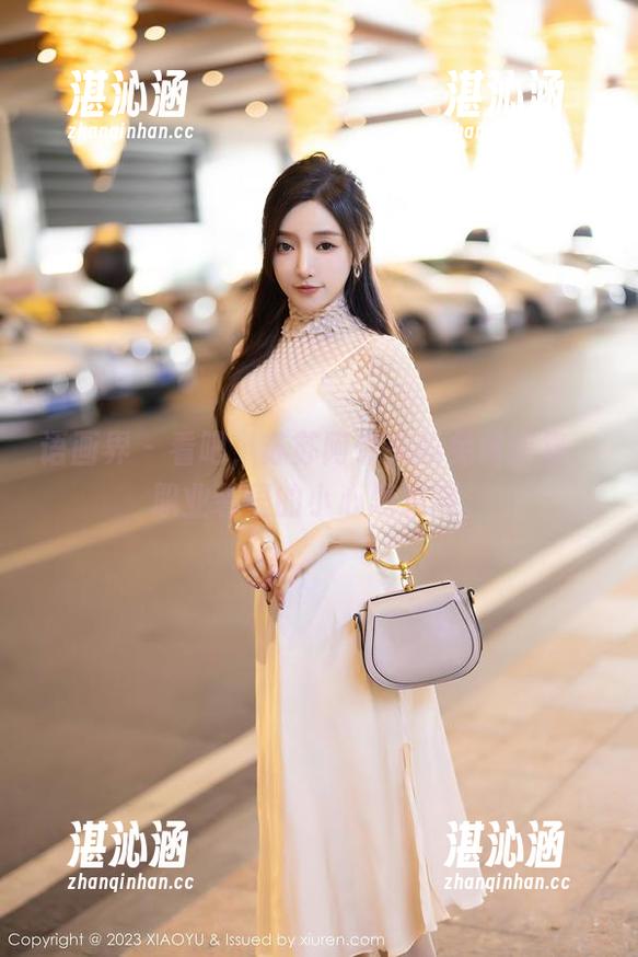 语画界-苏苏阿 语画界 - 看吧,苏苏阿带来的免费图集,职业装里的小心思满满。