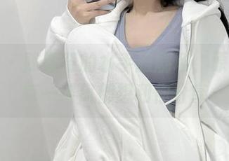微密圈 – 陈佩奇的水手服剧场，原图里的每一缕风都想和你分享
