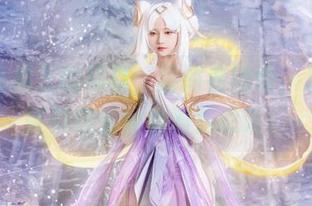露儿大魔王的写真，禁闭者娜恰，几乎每张都像是偷偷对我说话。
