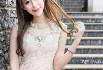 青豆客 – 不止是学姐，安沛蕾的高清图库里还有她的小骄傲。