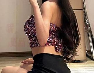 微密圈 – 哦，又是黎允熙的白衬衫，这波更新你会继续追吗？